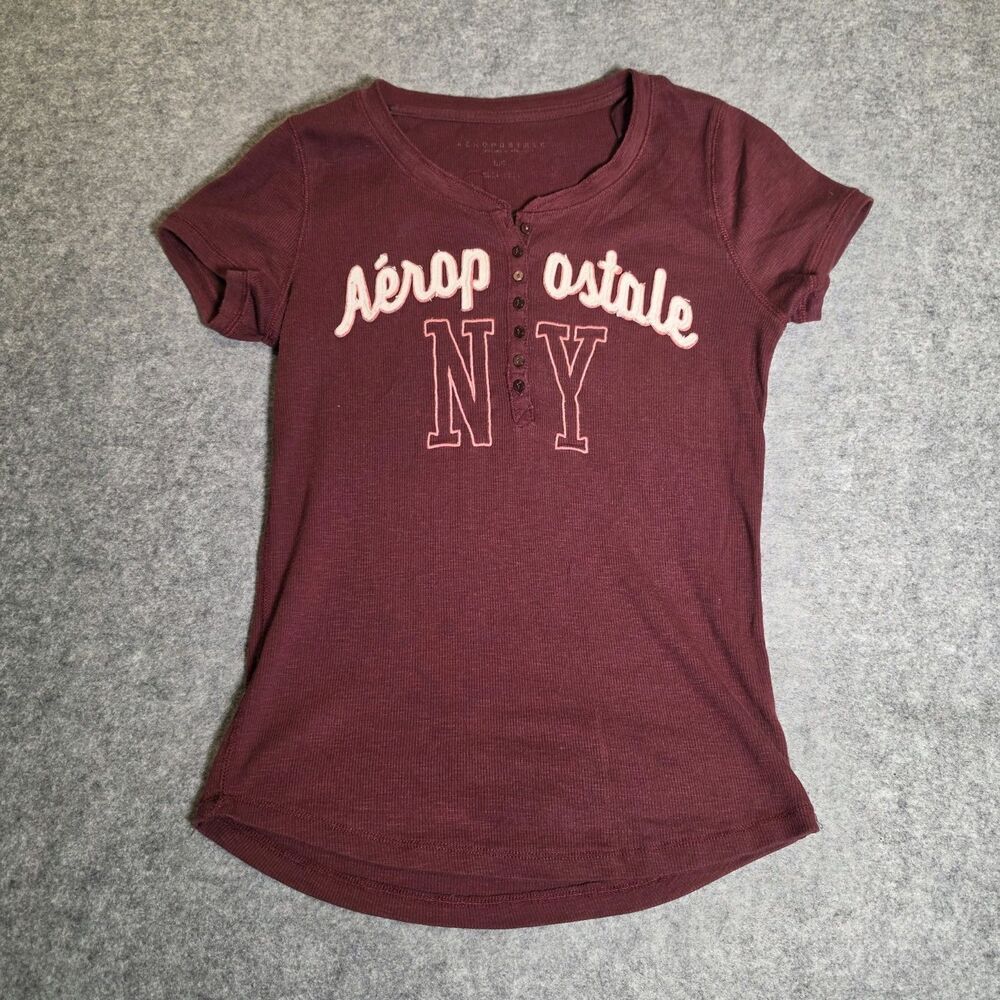 Vintage Aeropostale Juniors Large Burgundy Ribbed Henley Baby Tee NY Logo Preppy